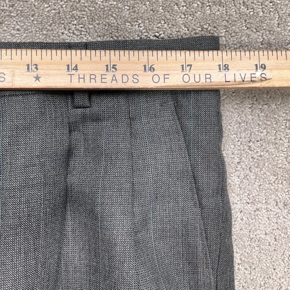 Botany 500 Suit Men 44L 35W 30L Athletic Fit Gray Multi Stripe Double‎ Breasted